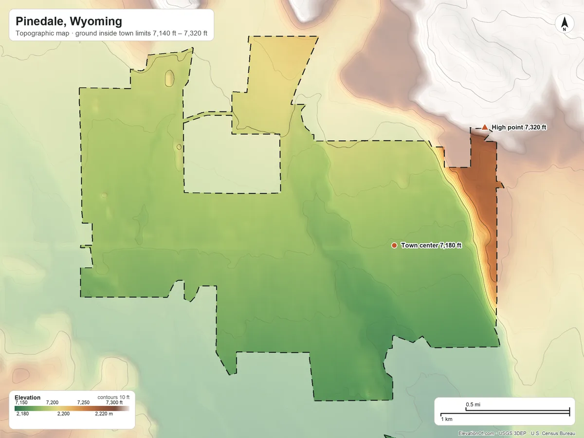 Topographic elevation map of Pinedale, Wyoming, shaded from 7,140 ft on the south side to 7,320 ft on the northeast side