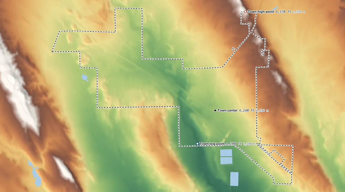 Topographic elevation map of Upton, Wyoming, shaded from 4,200 ft on the southwest side to 4,370 ft on the north side